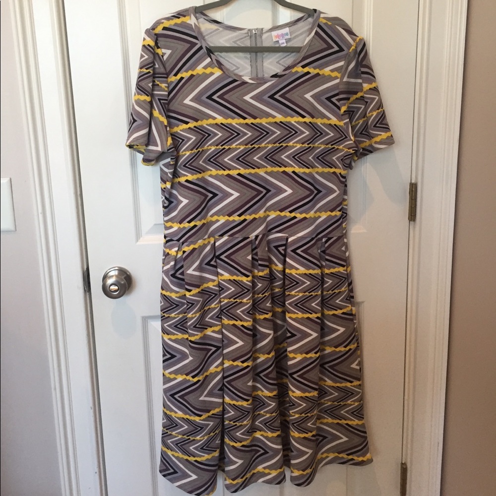 Lularoe Amelia